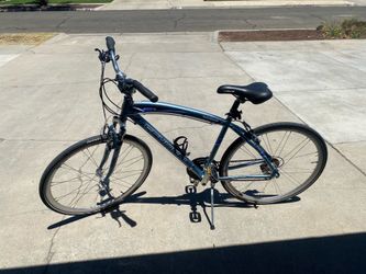 Schwinn Broadway Hydroformed Adult Bike