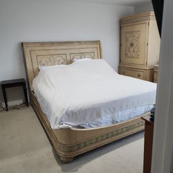 **Beautiful California King Size Master Bedroom Set**