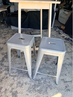 4 Metal Benches 24" High Backless Silver Metal Indoor-Outdoor Counter Height Stool with Square Seat