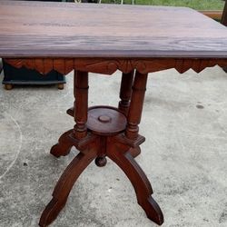 Very nice Antique table