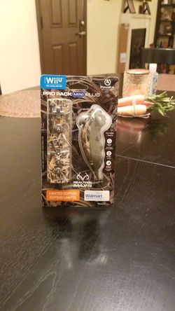 Wiiu power pack mini plus controller