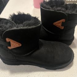 Uggs. Boots 