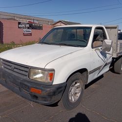 Toyota T100