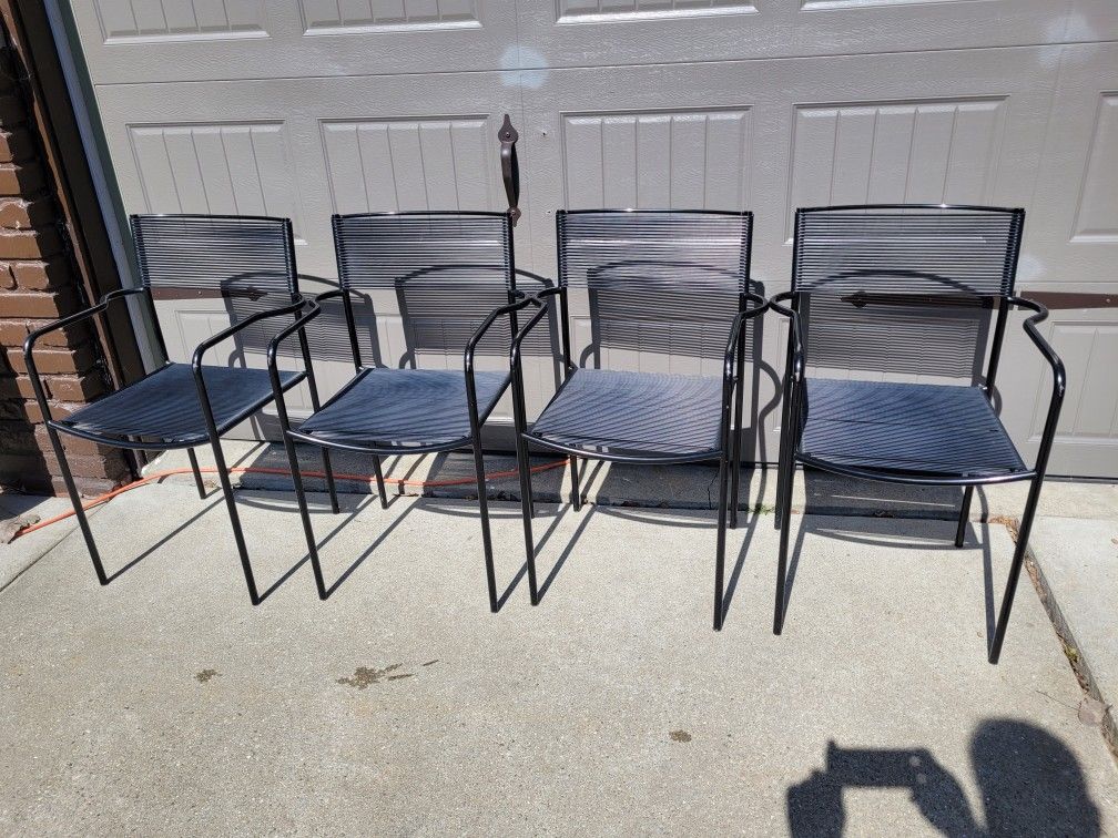 Set of 4 vintage postmodern Giandomenico Belotti for Alias spaghetti chairs with arm rests, 1980s
