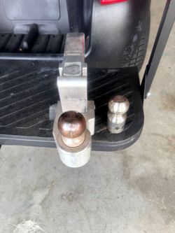 Adjustable Trailer Hitch Ball Mount with Extra Ball