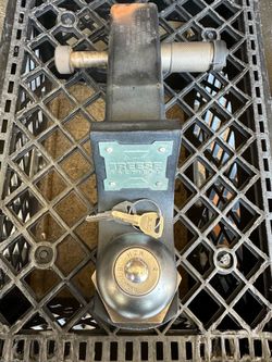 Reese Tactical Hitch - Includes Lock & Keys - 6000 lb Capacity