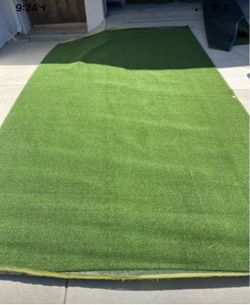 Brand new turf rolls price is firm 👈🏿👈🏿👈🏿👈🏿👈🏿 15x25 $665 cash pickup Point Loma