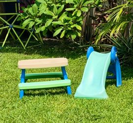 Little Tikes Toddler Picnic Table & Slide Set