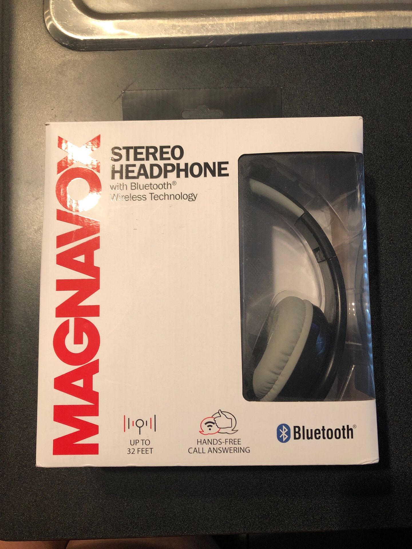 Magnavox headphones