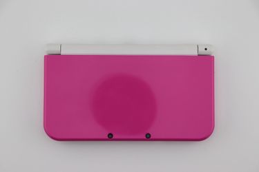 Nintendo New 3DS XL LL Excellent Condition 64GB stylus charger