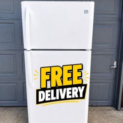 Kenmore Refrigerator – Clean, Tested & Ready