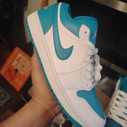 AJ 1 LOW SIZE 10