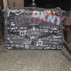 DKNY