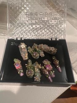 Brand New High-End Custom Press-On Nails (Size S)