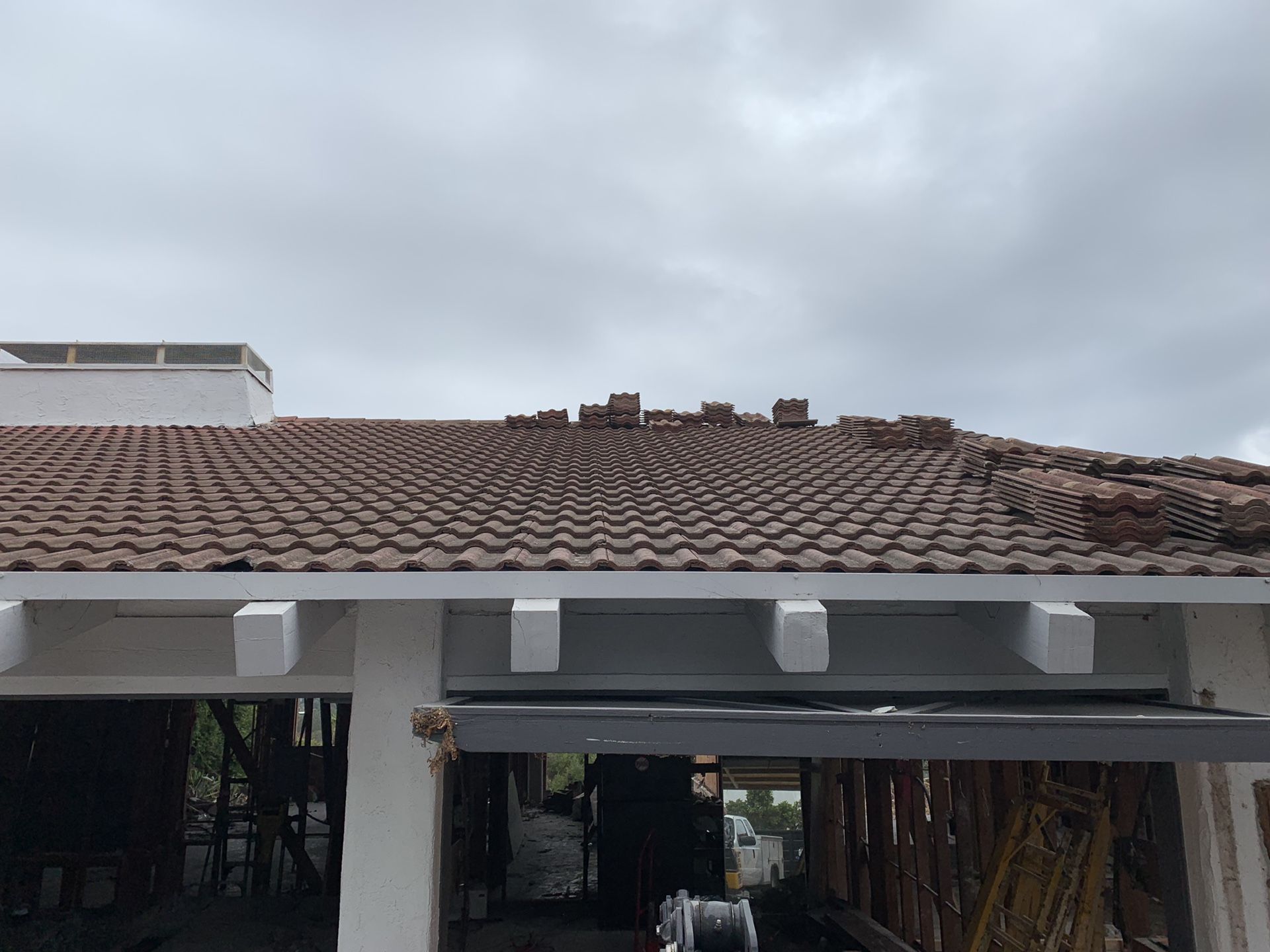 Free roof tile In Malibu CA. !!!FREE !!!!