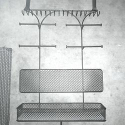 Umbra 'Isabella' Bronze Metal Hanging Jewelry Organizer 