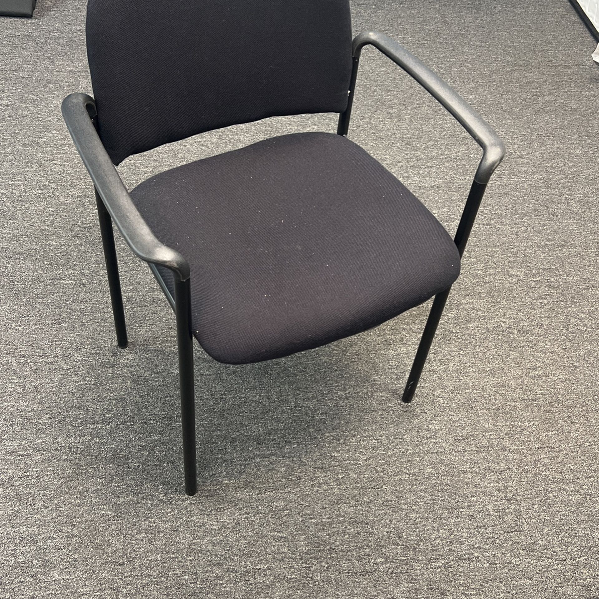 Selling Office Chairs (19 Chairs) for Sale in Fort Lauderdale, FL OfferUp