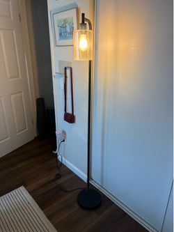 floor lamp
