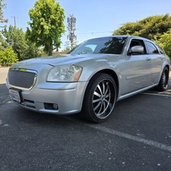 2007 DODGE MAGNUM 