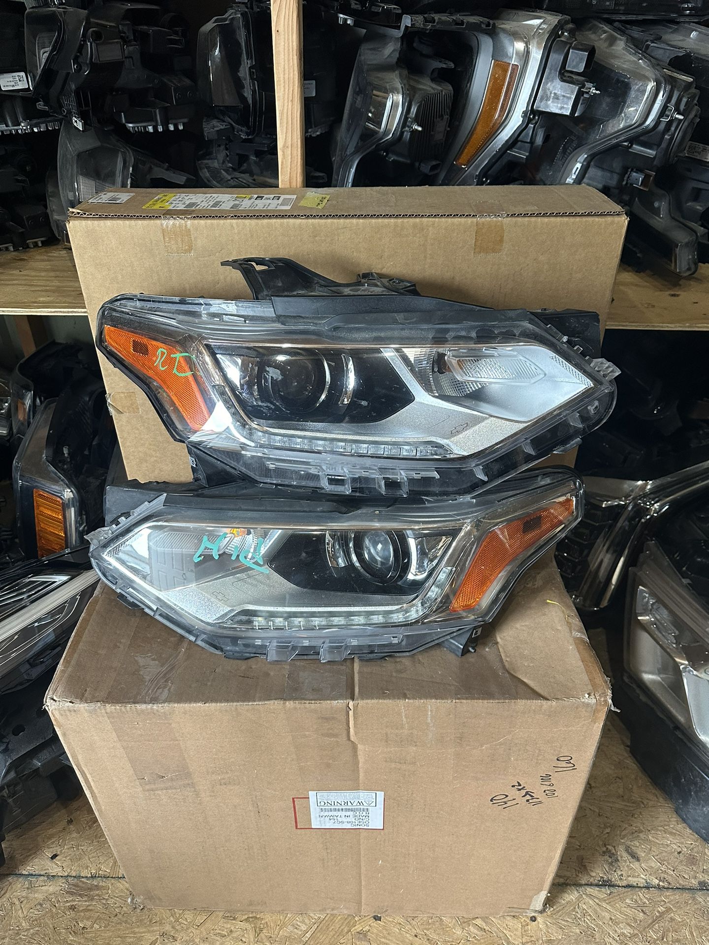 2018-2021 Chevy Traverse Headlights LED RH LH OEM 