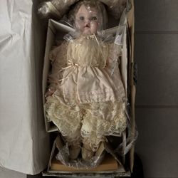 Designer Guild Collection Limited Edition Artist Doll