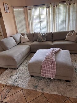 Costco Sectional w/ottoman