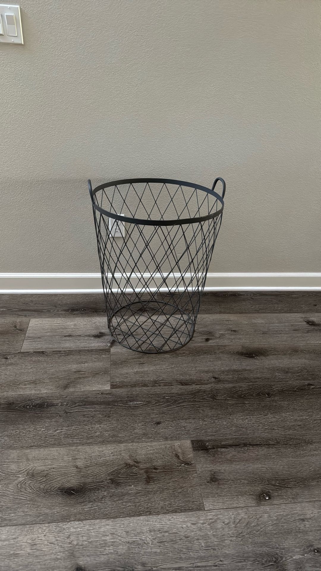Large Laundry, Blanket Storage Wire Basket - Gray Color