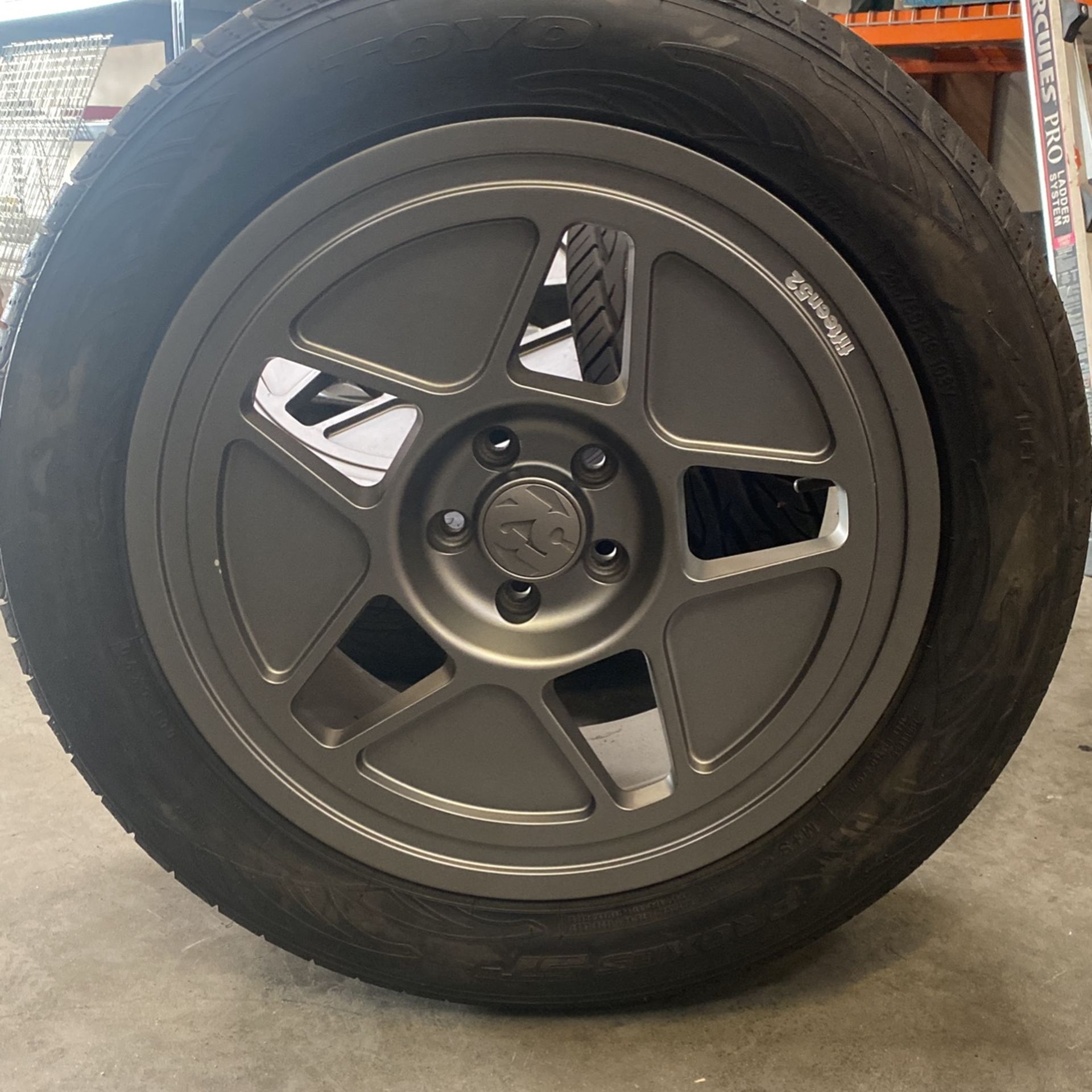 Fifteen52 Tarmac R43 19" Wheels, Ken Block signature series.