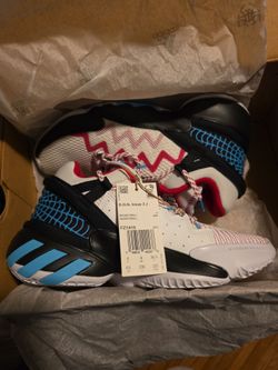 Adidas D.O.N Issue 2 J SpiderGwen size 4.5