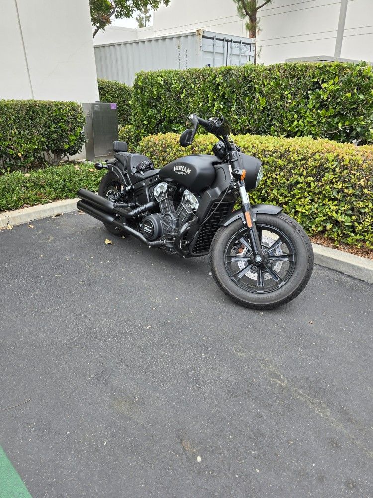 2022 Indian Scout bobber abs