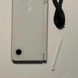 Nintendo DSI XL