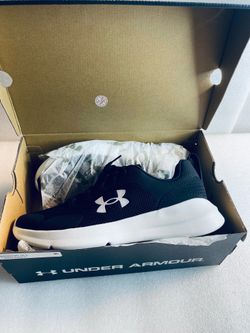 New Open Box Under Armour UA Essential Men's Running Shoe Size 9