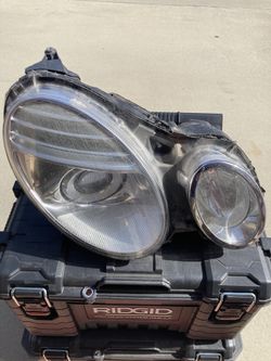 W211 Headlight Unit