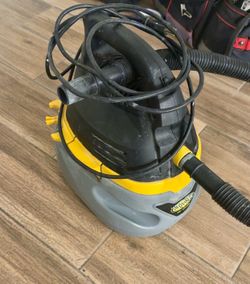 Stinger mini shop vac
