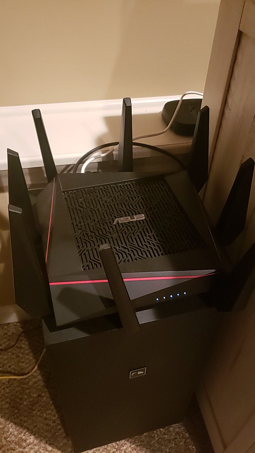 ASUS AC5300 Tri-band WiFi Router