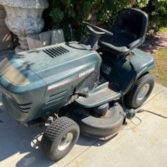 CRAFTMAN RIDE MOWER