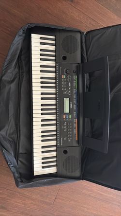 Yamaha PSR-E253 61-key portable keyboard