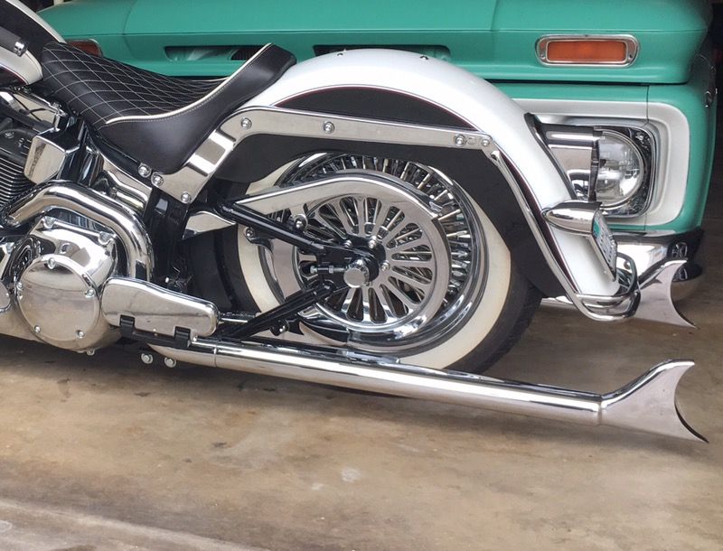 Samson 33" cholos w/ baffles for 2006 or older softails