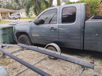 GMC Sierra Extended Cab Pickup Truck