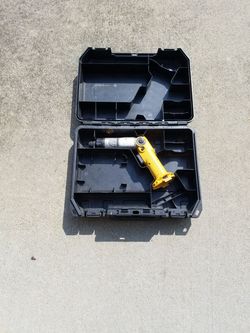 Dewalt 7.2 volt drill and case