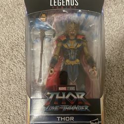 Marvel Legends Series - Thor Action Figure 
