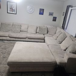 Ashley  4 Piece Sectional W Ottoman 