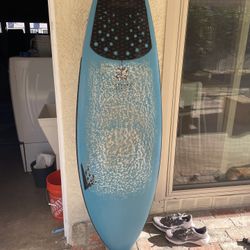 Machado Seaside 5’6 - 32.5 Liters