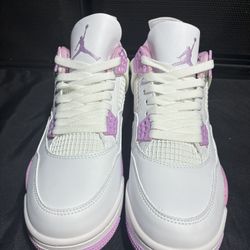 Woman’s Sneakers Size 10 Brand new 