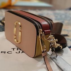 Marc Jacob’s Snapshot Bag.