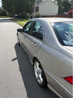 2005 Mercedes-Benz C-Class