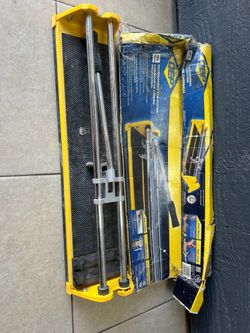 Tile cutter tool