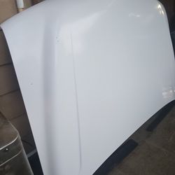 Chevy HD Hood 99-2002 with Grill