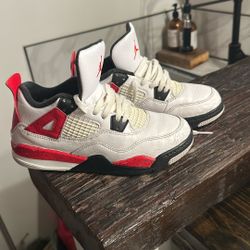 Jordan 4