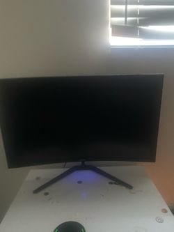 Curved monitor